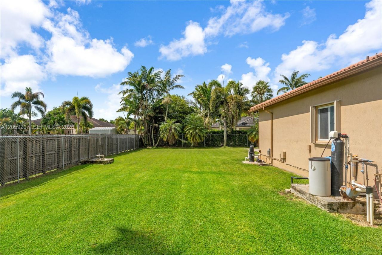20464 SW 325th St, Homestead, FL 33030 Photo