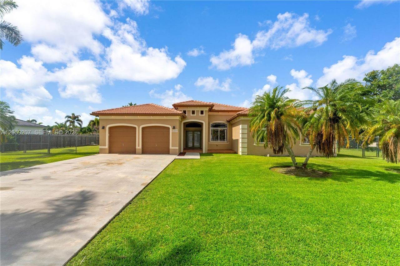 20464 SW 325th St, Homestead, FL 33030 Photo