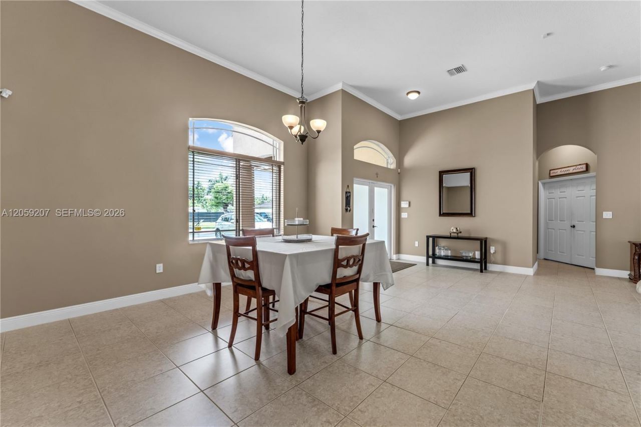 20464 SW 325th St, Homestead, FL 33030 Photo