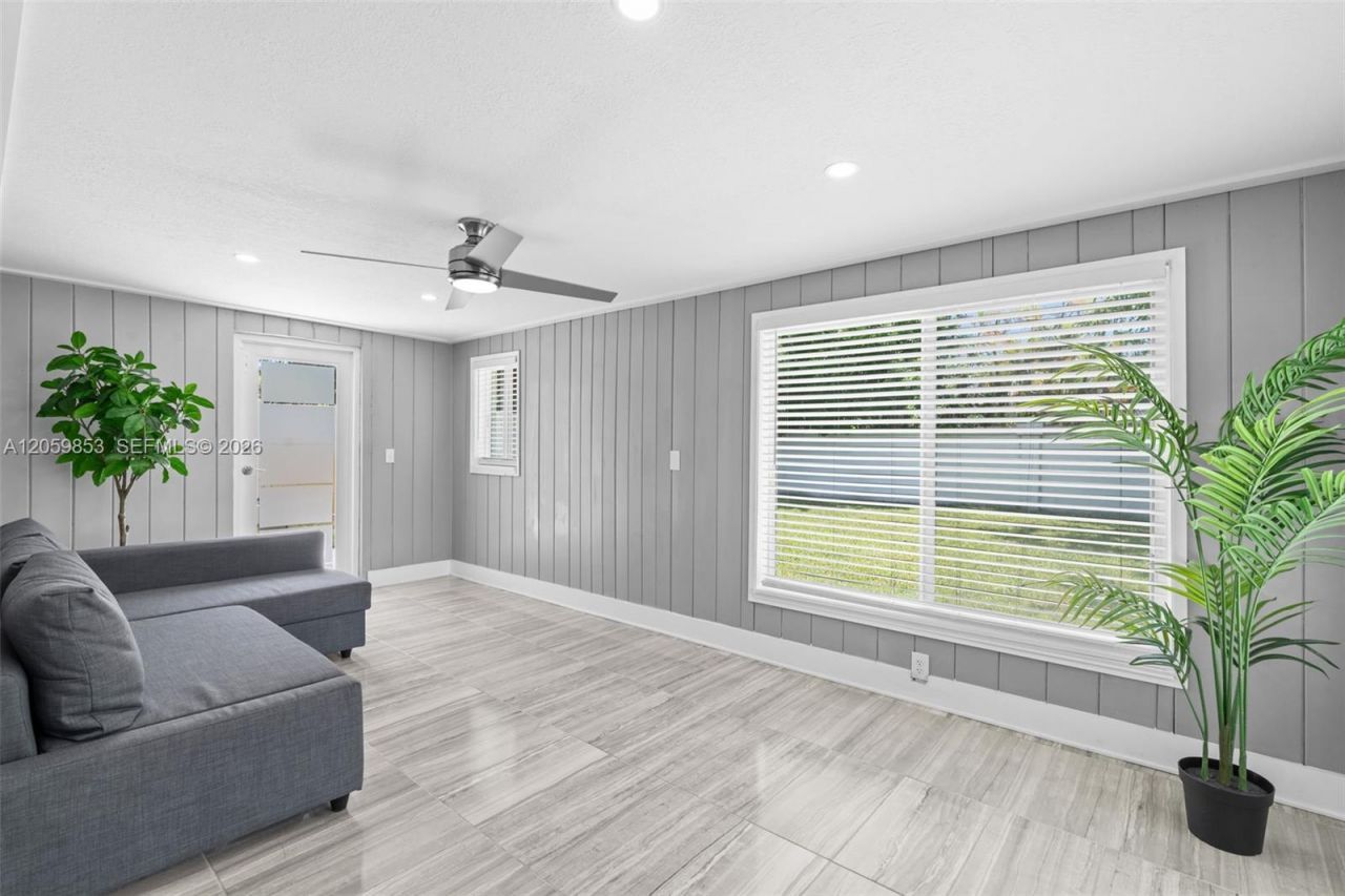 1912 NE 21st Ave, Fort Lauderdale, FL 33305 Photo