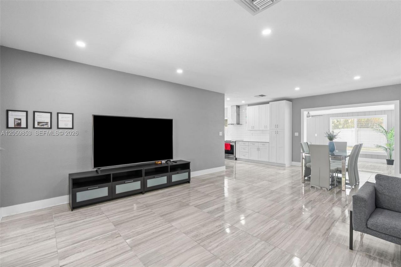 1912 NE 21st Ave, Fort Lauderdale, FL 33305 Photo
