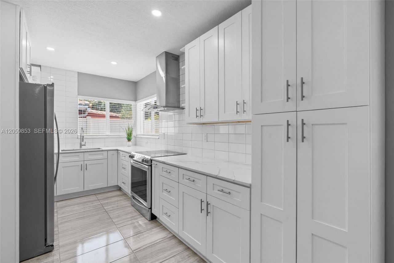 1912 NE 21st Ave, Fort Lauderdale, FL 33305 Photo