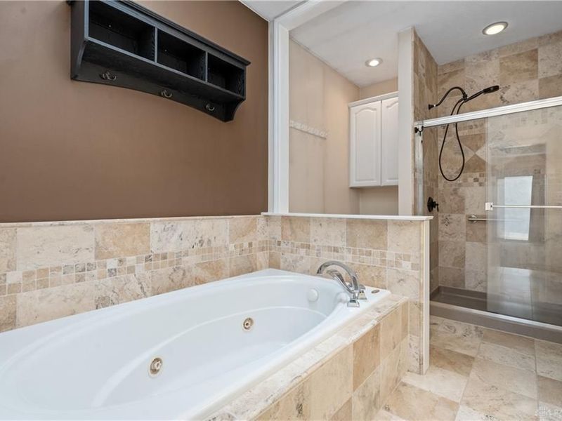 7847 Kings Ridge Circle, Fairborn, OH 45324 Photo 31