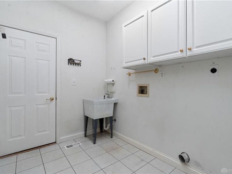 7847 Kings Ridge Circle, Fairborn, OH 45324 Photo 40