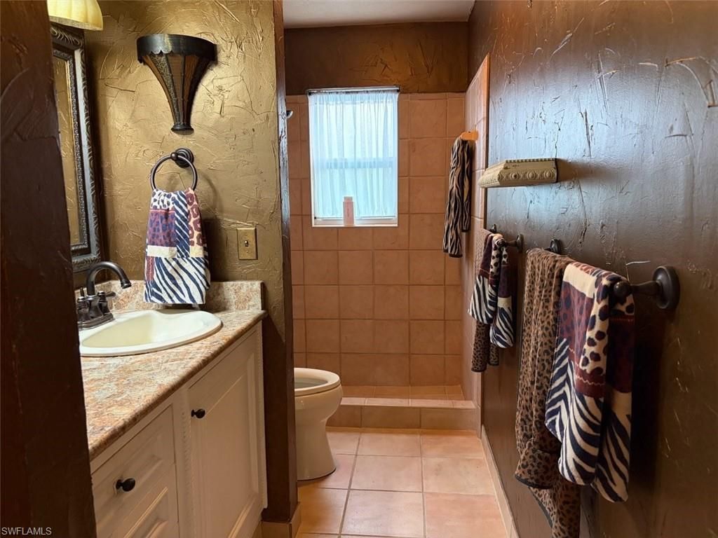 5075 Teak Wood Dr, Naples, FL 34119 Photo