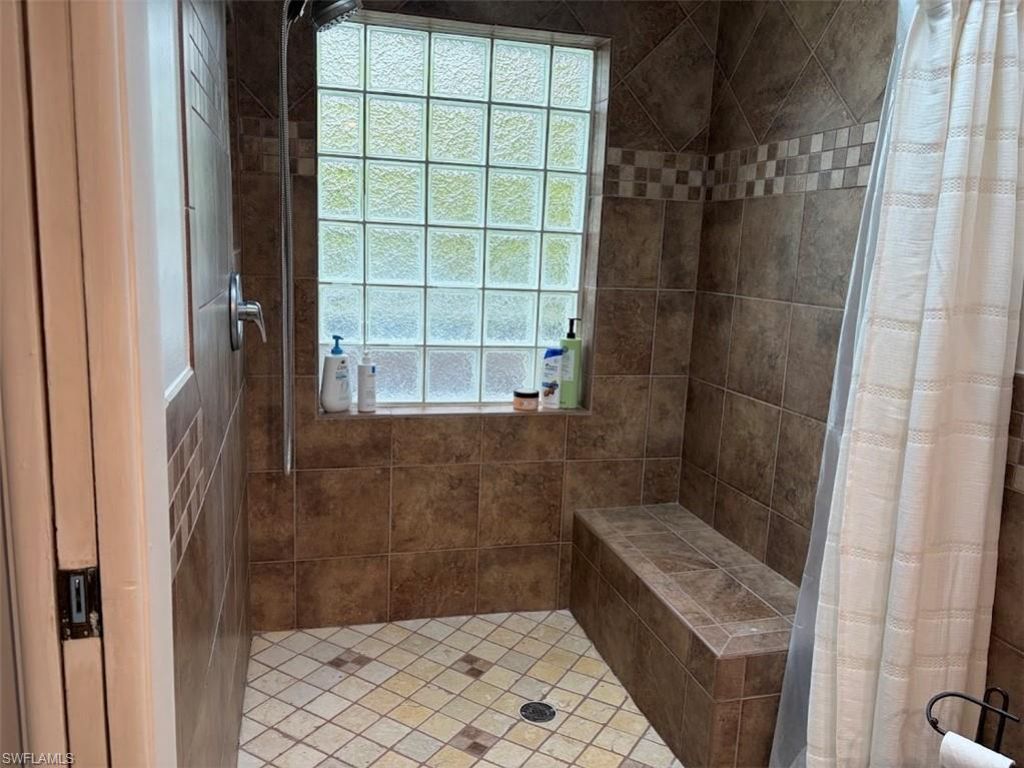 5075 Teak Wood Dr, Naples, FL 34119 Photo