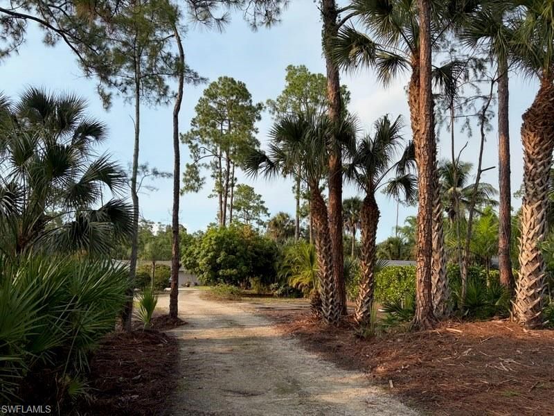 5075 Teak Wood Dr, Naples, FL 34119 Photo