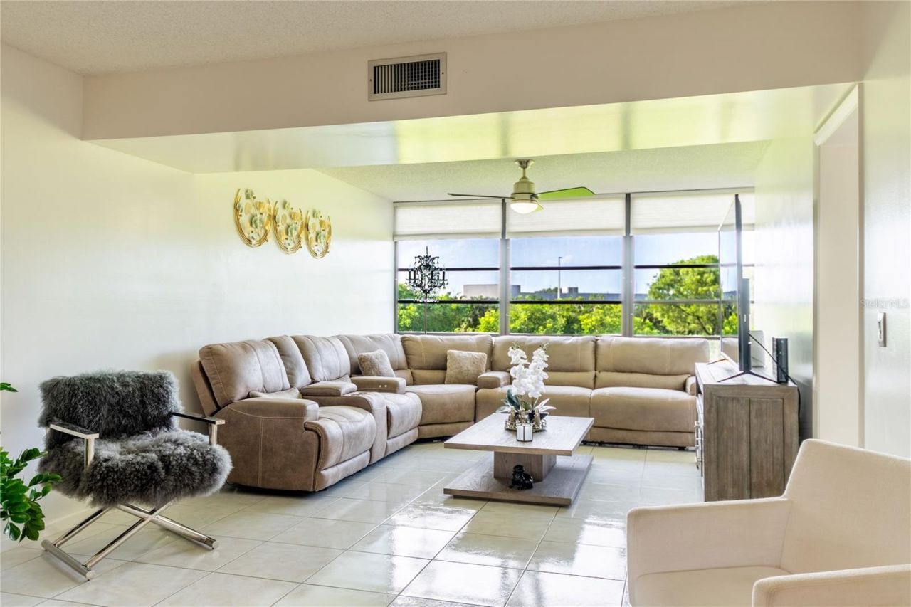 1508 Whitehall Drive, Unit 206, Davie, FL 33324 Photo