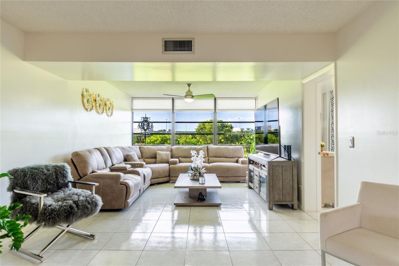1508 Whitehall Drive, Unit 206, Davie, FL 33324 Photo