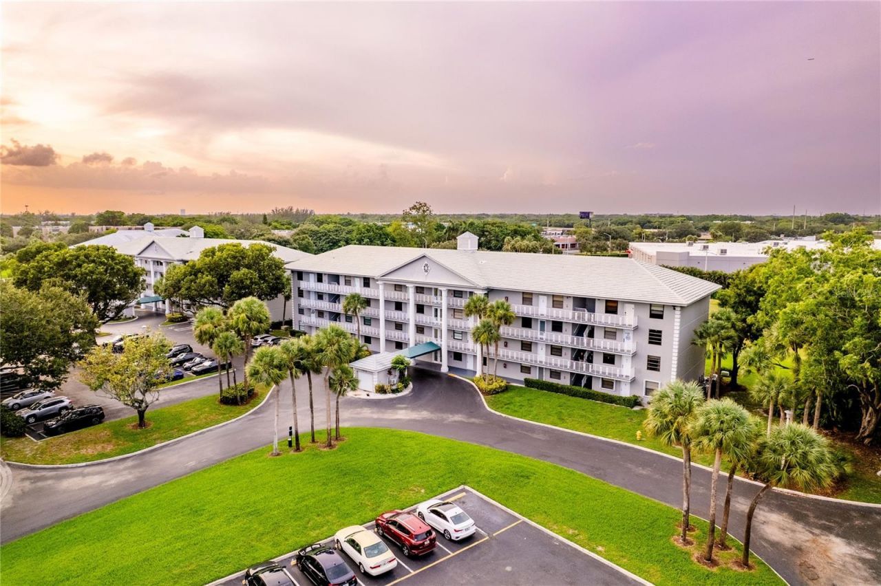 1508 Whitehall Drive, Unit 206, Davie, FL 33324 Photo