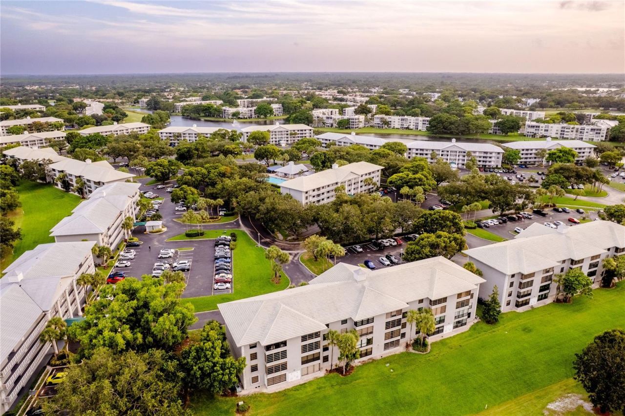 1508 Whitehall Drive, Unit 206, Davie, FL 33324 Photo