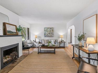 2417 Parkview Boulevard, Golden Valley, MN 55422