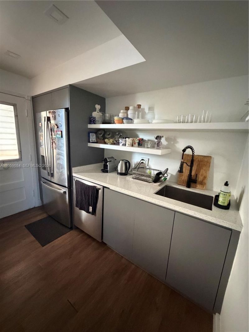 2980 Point East Dr , Unit D101, Aventura, FL 33160 Photo
