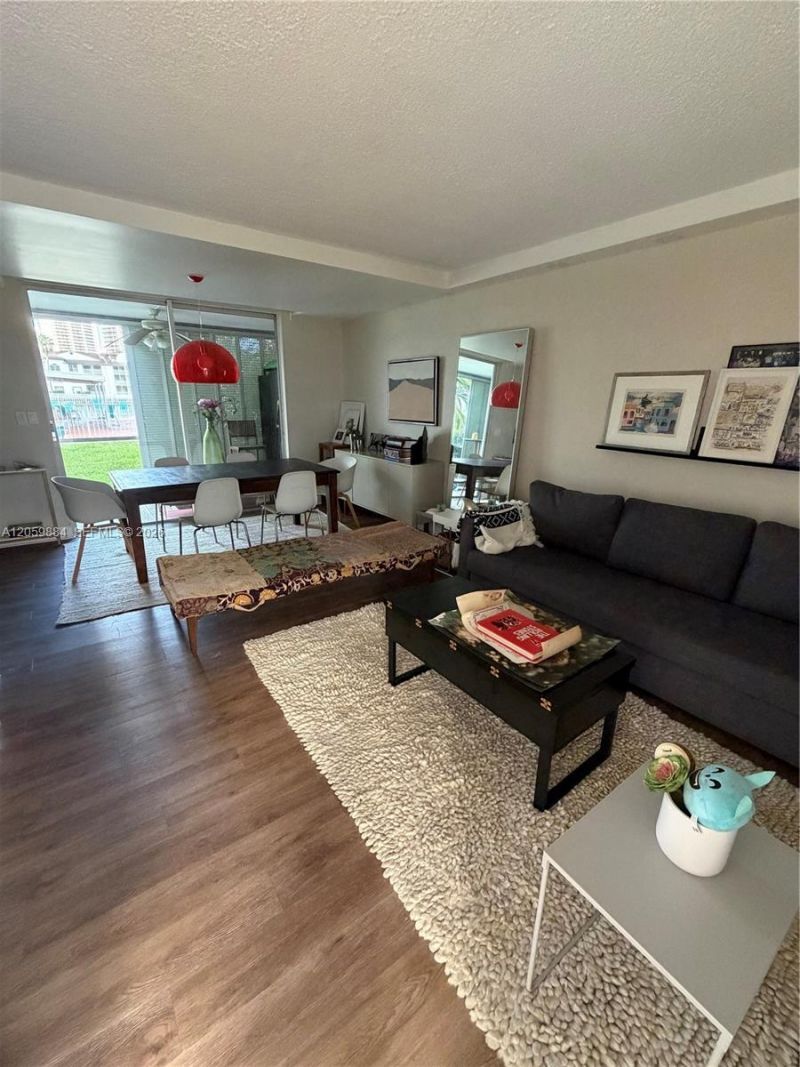 2980 Point East Dr , Unit D101, Aventura, FL 33160 Photo