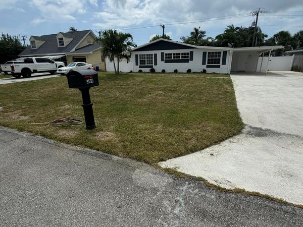 364 Garden Boulevard, Palm Beach Gardens, FL 33410