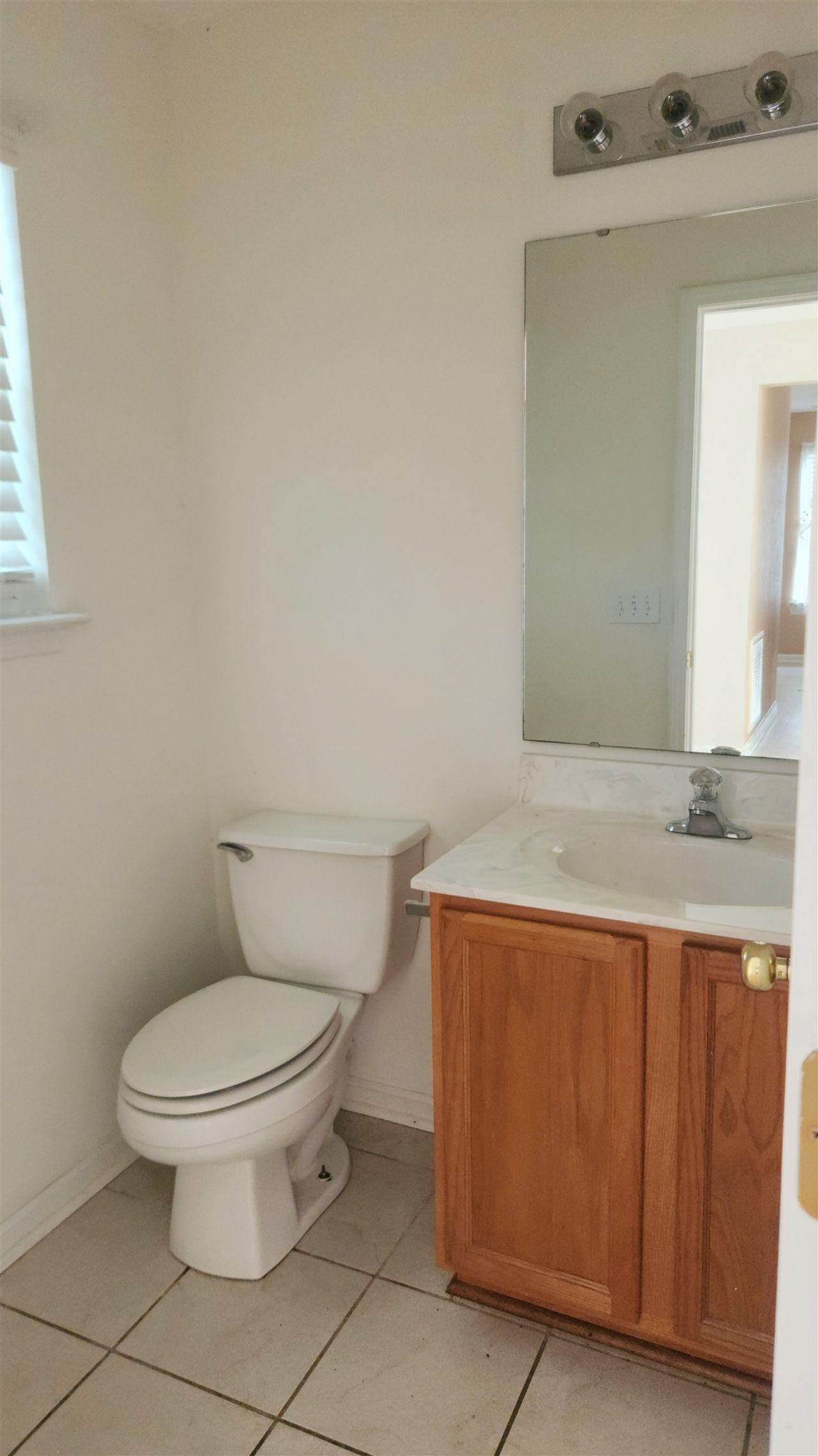 5033 Wickalow Way Photo 12