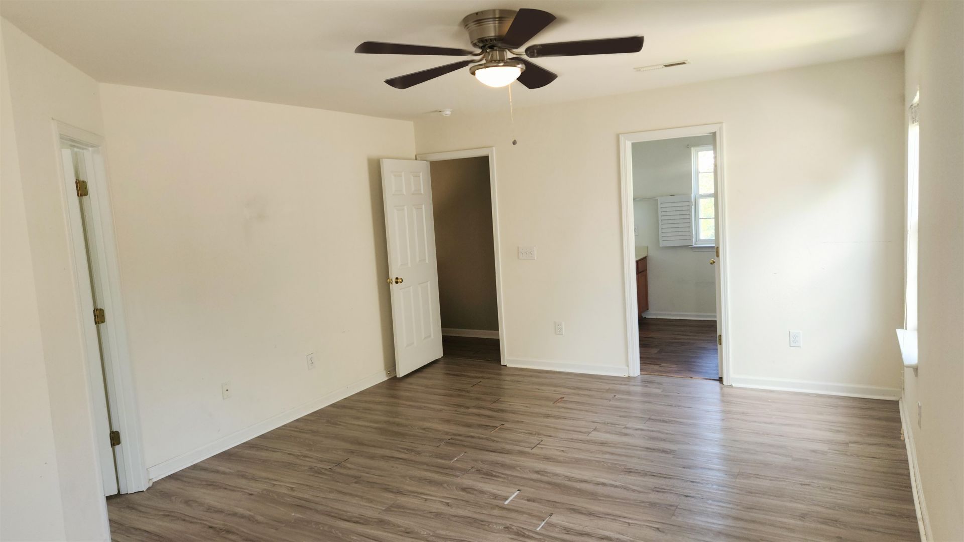 5033 Wickalow Way Photo 19