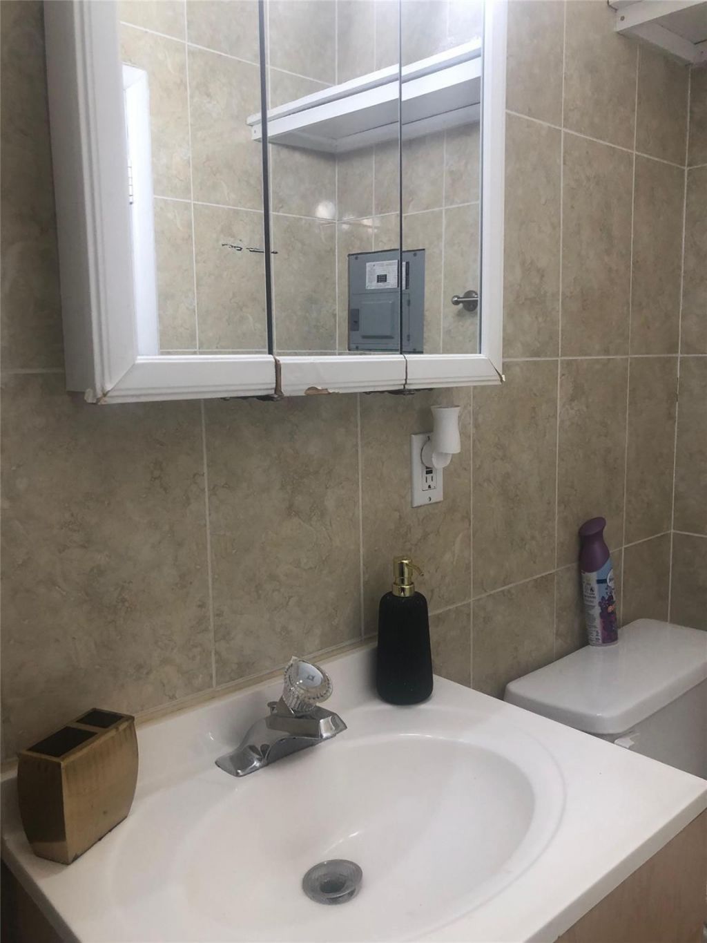 17131 NW 32 Court, Unit apt 1, Miami Gardens, FL 33056 Photo