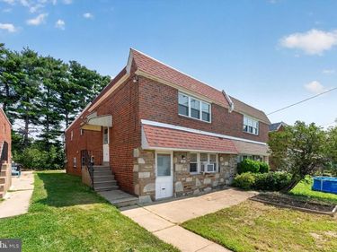 2261 STRAHLE STREET, PHILADELPHIA, PA 19152