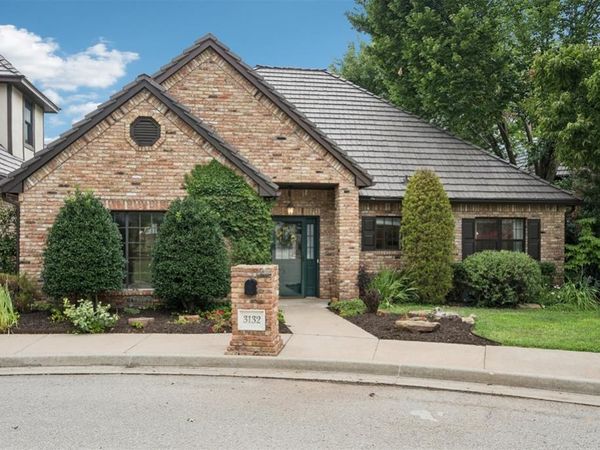 3132 Millbrook Square, Norman, OK 73072
