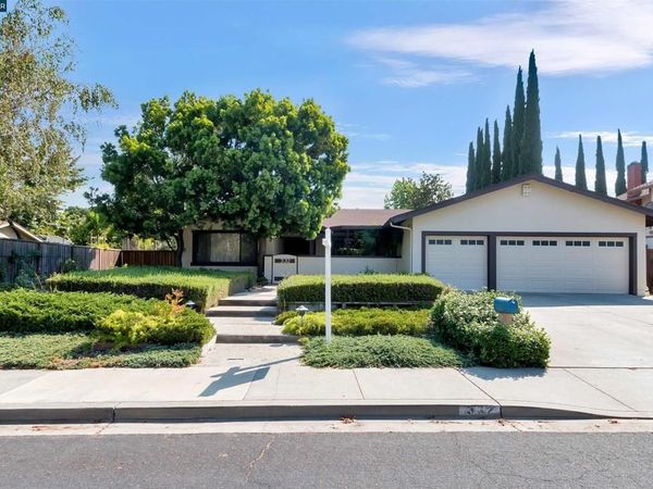 332 Downham Ct, Walnut Creek, CA 94598