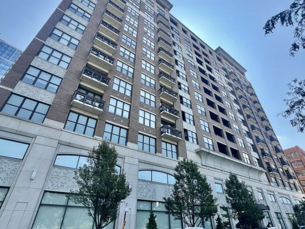 849 N Franklin Street , Unit 1009, Chicago, IL 60610