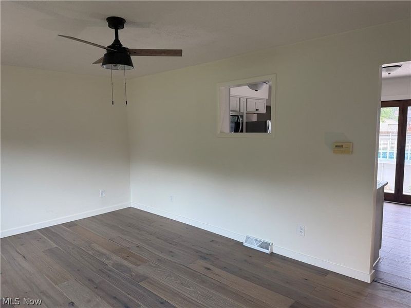 17964 Glendale Avenue, Lake Milton, OH 44429 Photo 13
