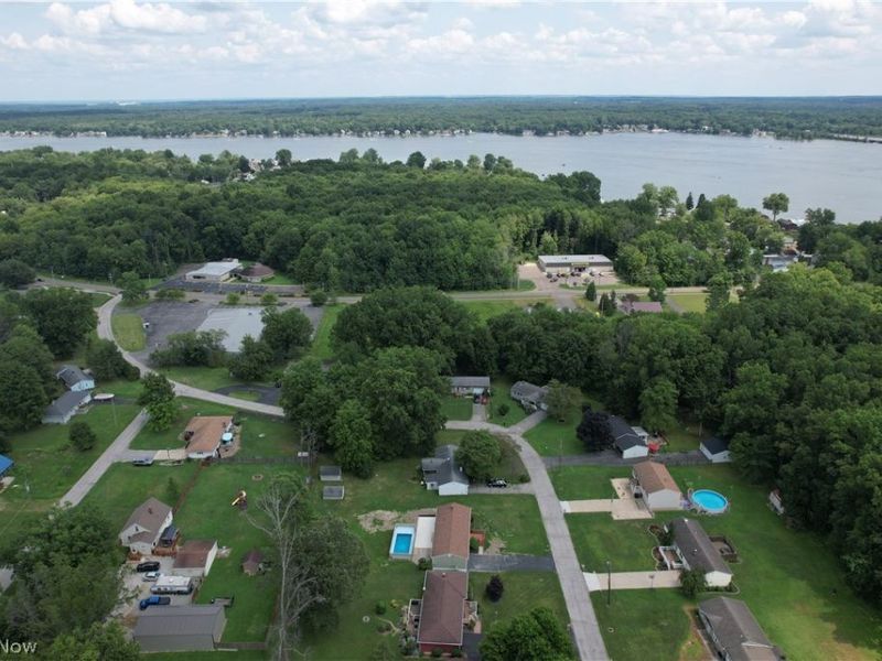 17964 Glendale Avenue, Lake Milton, OH 44429 Photo 33