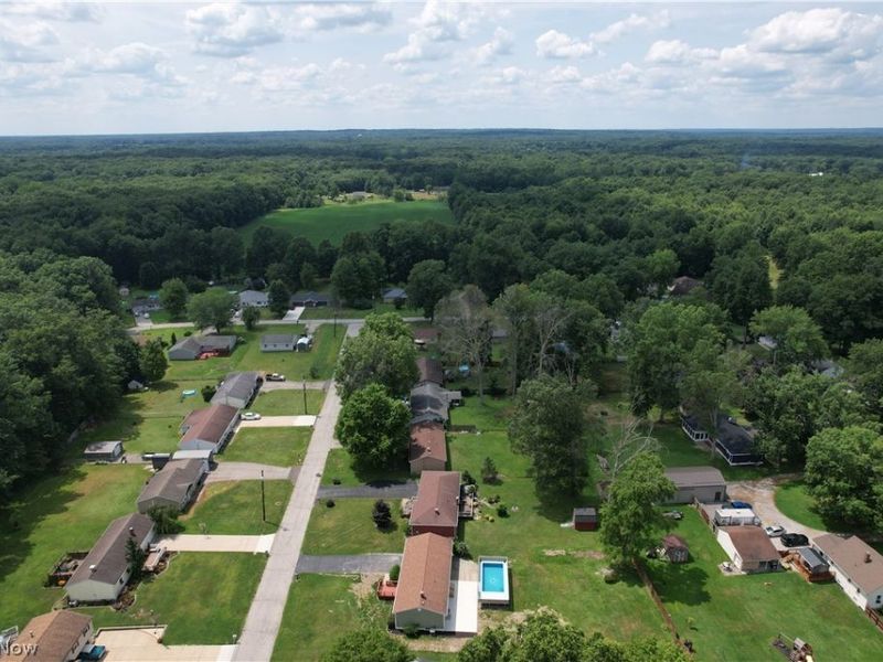 17964 Glendale Avenue, Lake Milton, OH 44429 Photo 38