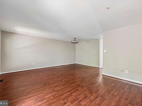 7845 FOXFARM LANE , GLEN BURNIE, MD 21061