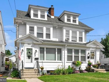2064 W MARKET STREET, POTTSVILLE, PA 17901
