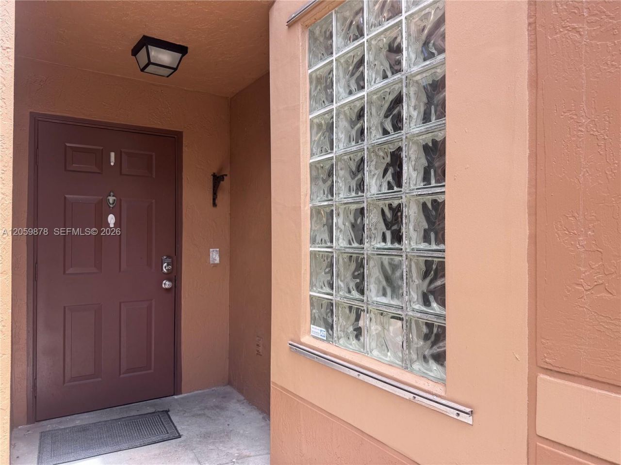1543 Barcelona Way, Unit 5-30, Weston, FL 33327 Photo