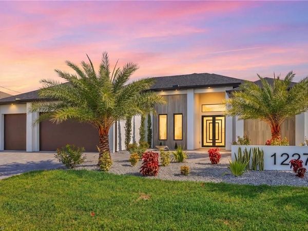 1227 SW 37th ST, CAPE CORAL, FL 33914