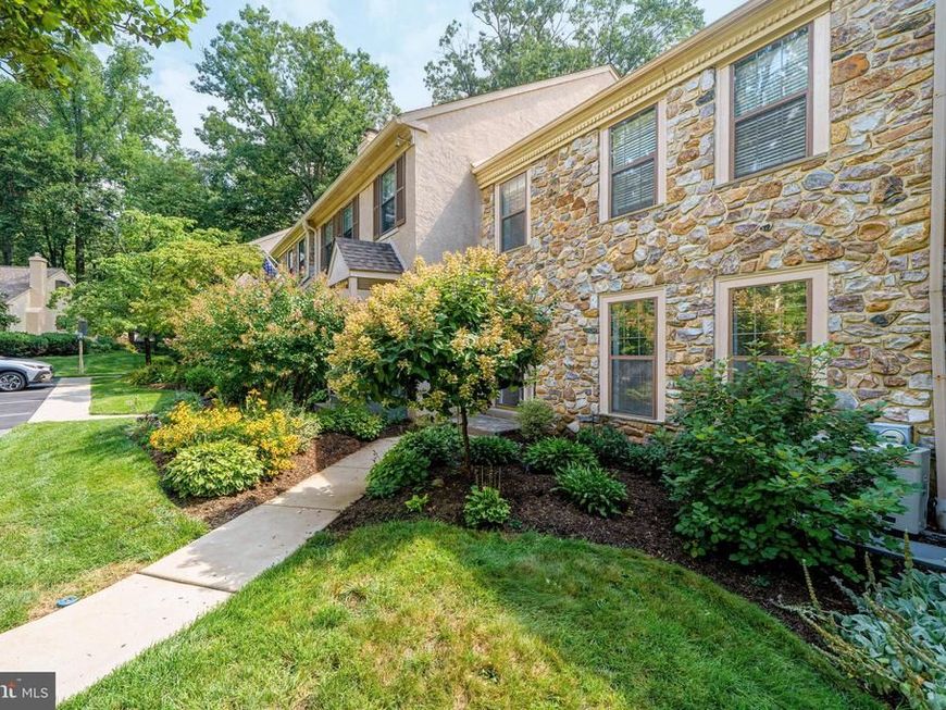 1404 Weatherstone Drive, Unit 1404, Paoli, PA 19301 Main Photo