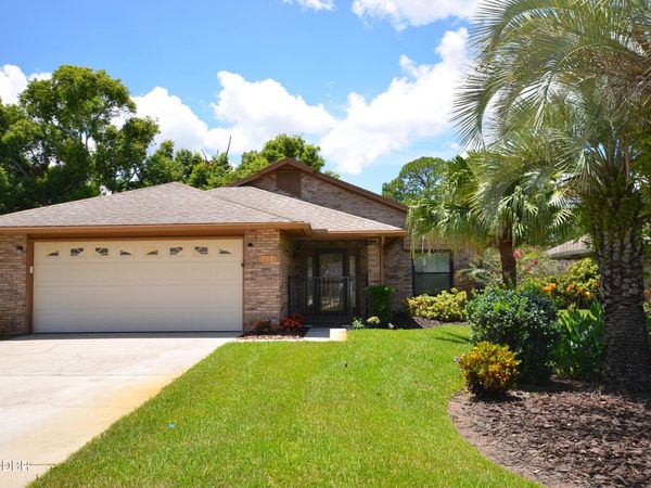 911 Silver Leaf Place, Port Orange, FL 32127