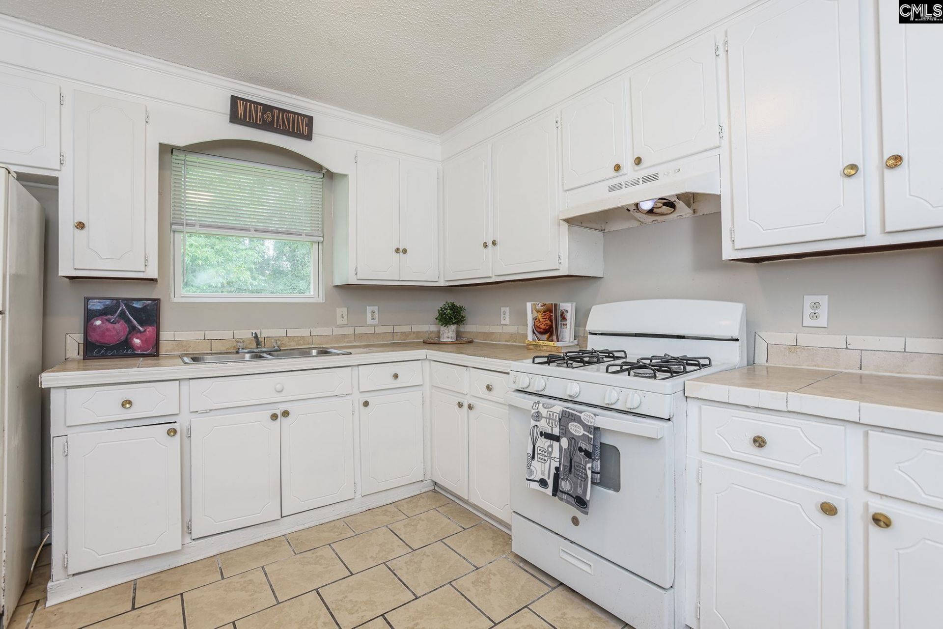 2308 Sea Gull Lane Photo 13