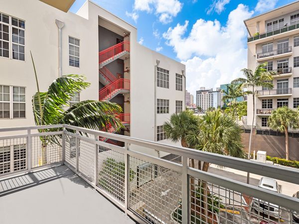 434 NW 1st Avenue, Unit 305, Fort Lauderdale, FL 33301