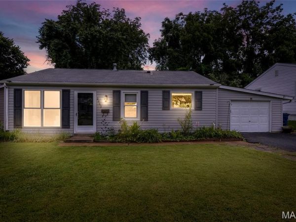 2662 Bonniebrook Drive , Maryland Heights, MO 63043