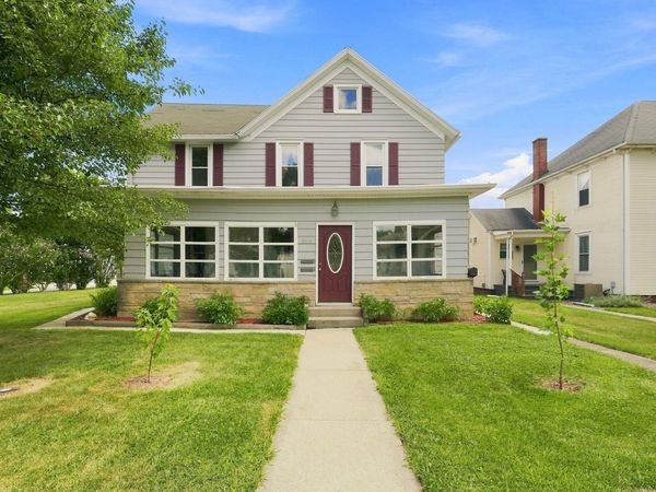 304 N Main Street, Columbia City, IN 46725
