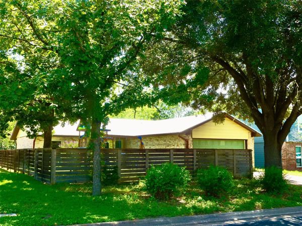 1213 Dunstan DR, Austin, TX 78745