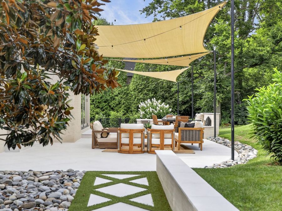 Property Image 100