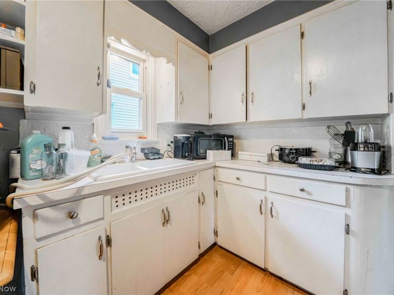 1347 Hammel Street, Akron, OH 44306 Photo 9
