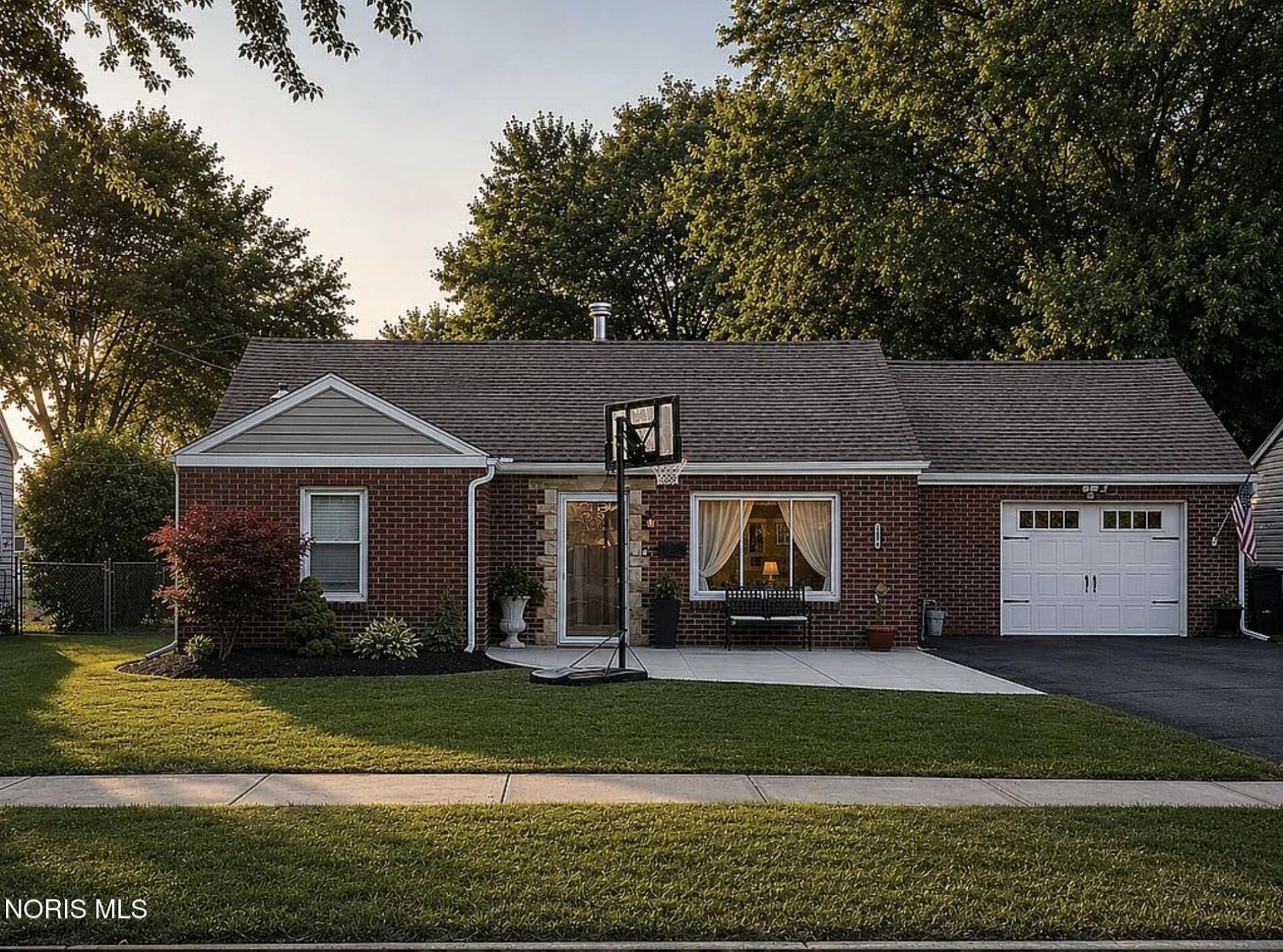 1504 Crystal Avenue, Findlay, OH 45840 Main Photo