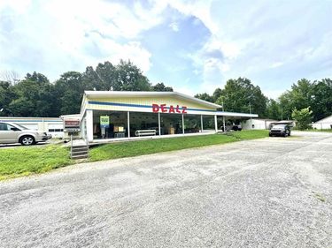 33 ST Rt 6114, Central City, KY 42330