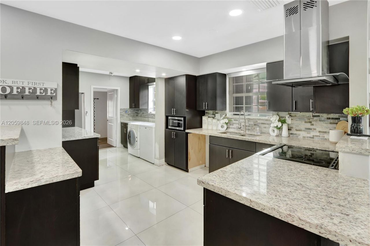820 NW 67th Ave, Margate, FL 33063 Photo