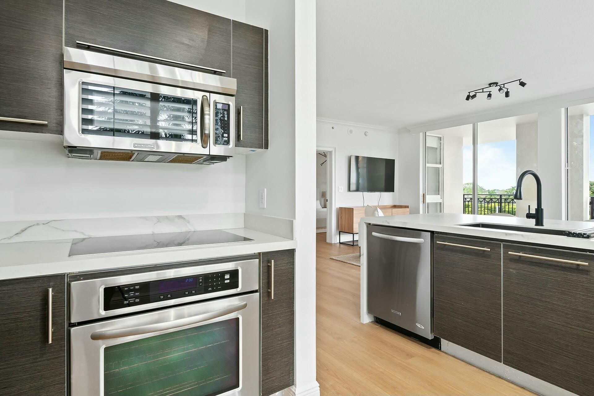 550 Okeechobee Boulevard, Unit 322, West Palm Beach, FL 33401 Photo