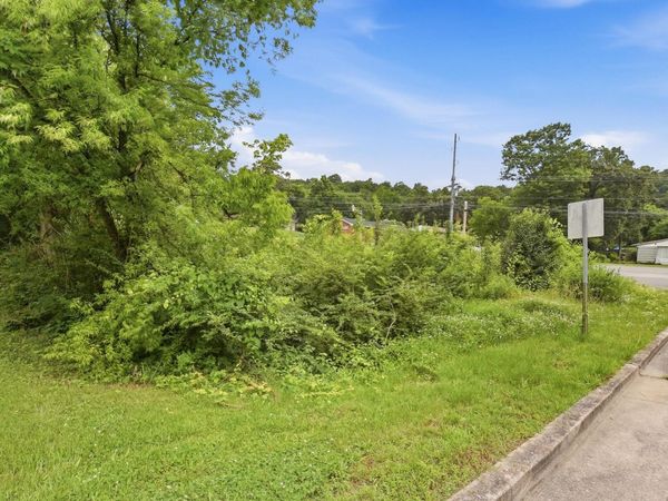 3700 Forest Highland Drive, Chattanooga, TN 37415