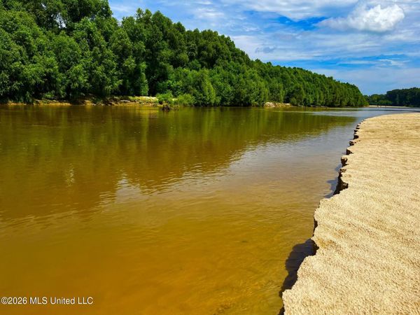 Perrytown Road , Crosby, MS 39633
