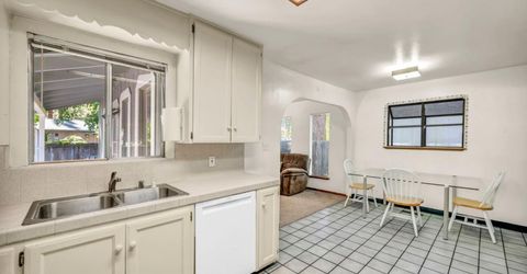 2332 Oregon Avenue, South Lake Tahoe, CA 96150 Photo