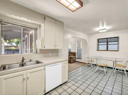 2332 Oregon Avenue, South Lake Tahoe, CA 96150 Photo
